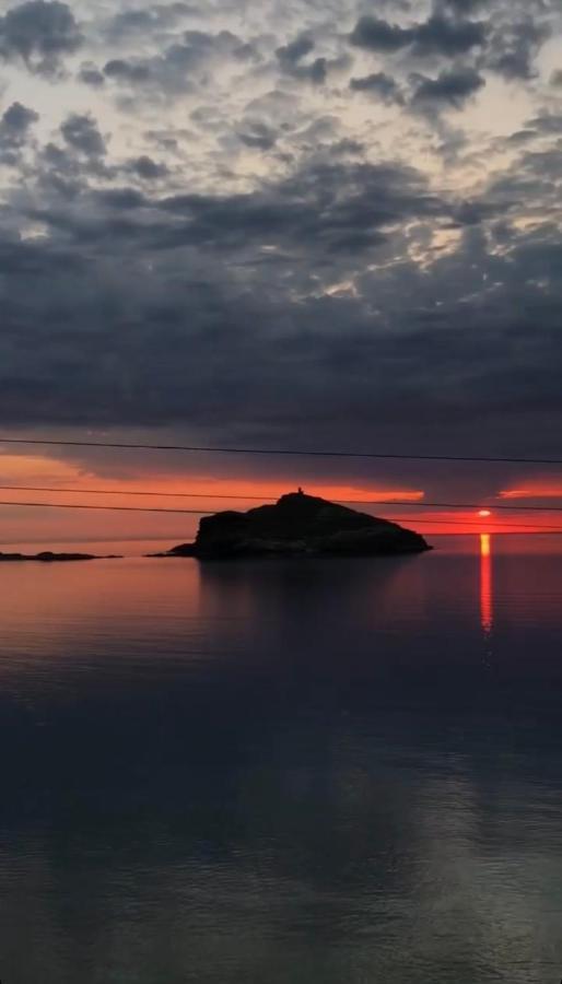 דירות Pánormos Planitis Lighthouse View מראה חיצוני תמונה